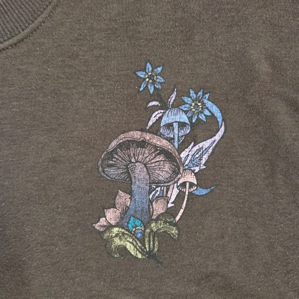 Wild‎ Fable Brown Mushroom Bloom As You Are Graphic Sweatshirt S Cottagecore - Picture 7 of 7